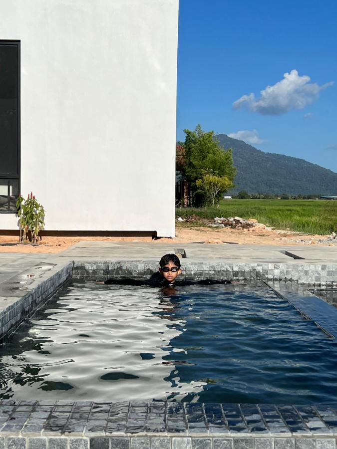 Ezu Isle Langkawi Pool Villa Pantai Cenang  Exteriör bild