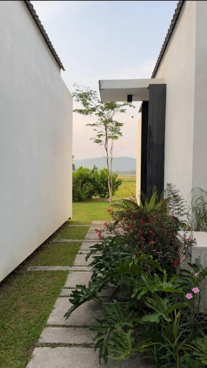 Ezu Isle Langkawi Pool Villa Pantai Cenang  Exteriör bild